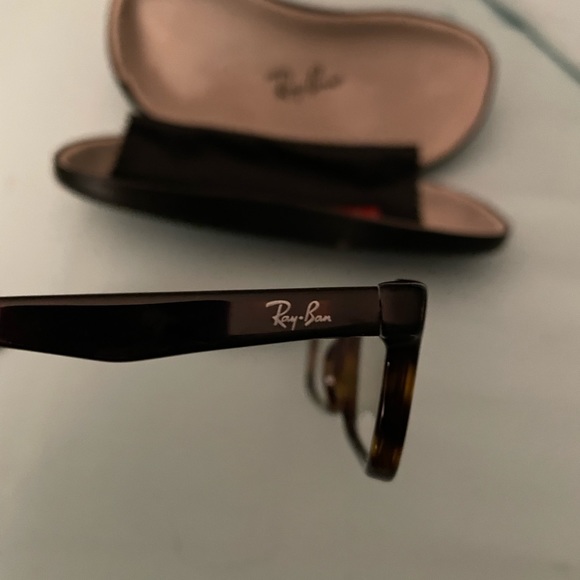 Ray Ban glasses - Picture 7 of 9